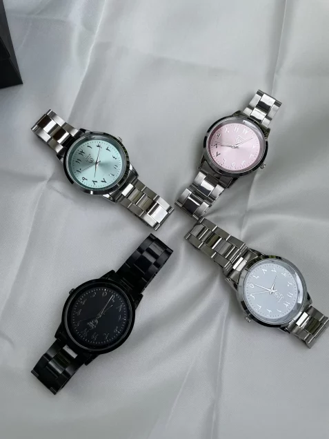 Pack : {PUISSANCE QUATRE 🖤🤍🩷🩵}